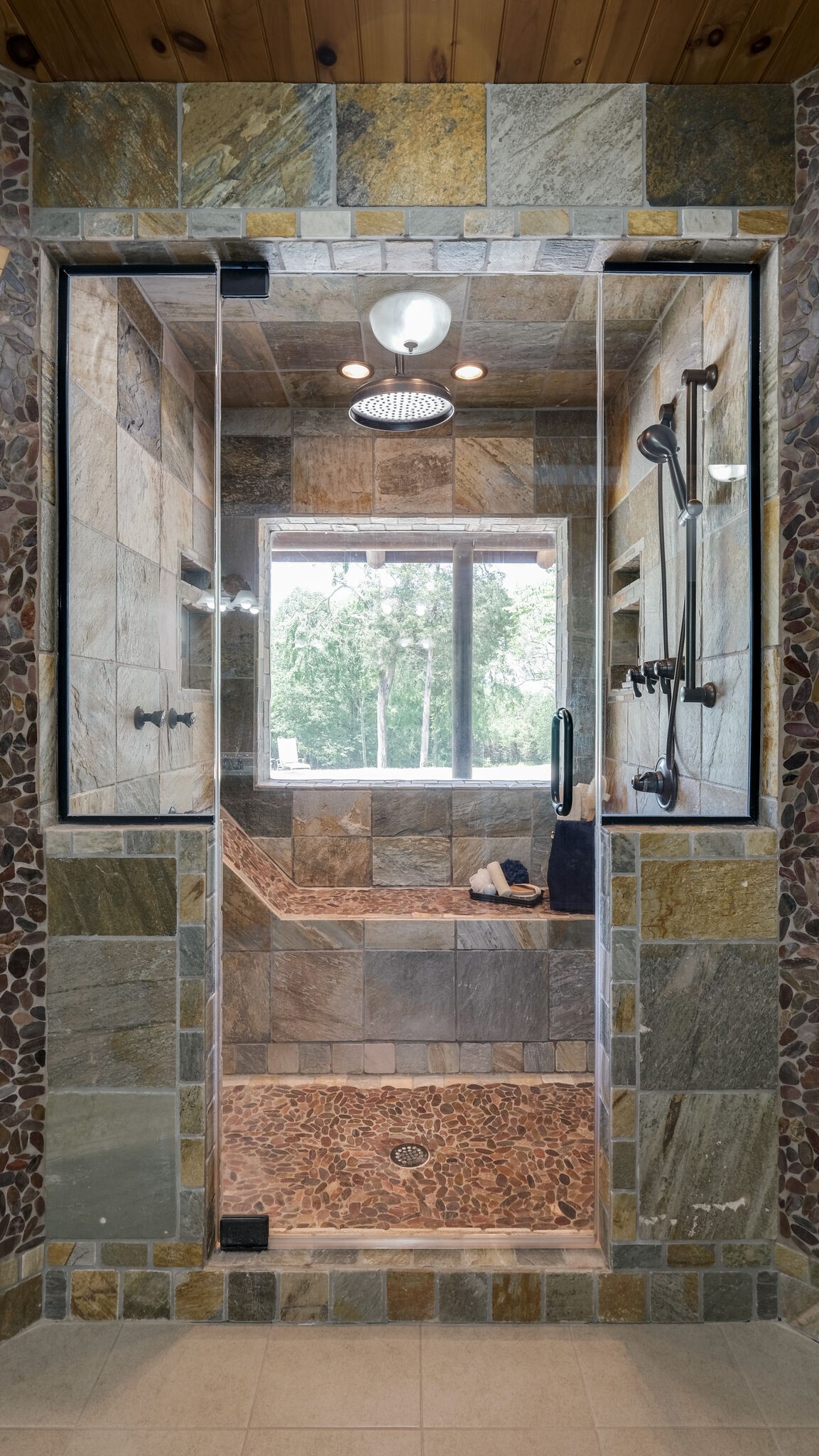 618 Greenvale Road Lebanon, TN 37090 - Photo 20 of 48 a view of a glass door