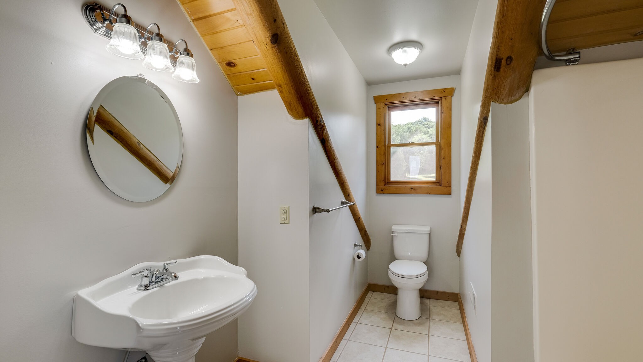 618 Greenvale Road Lebanon, TN 37090 - Photo 26 of 48 a bathroom with a sink and a mirror