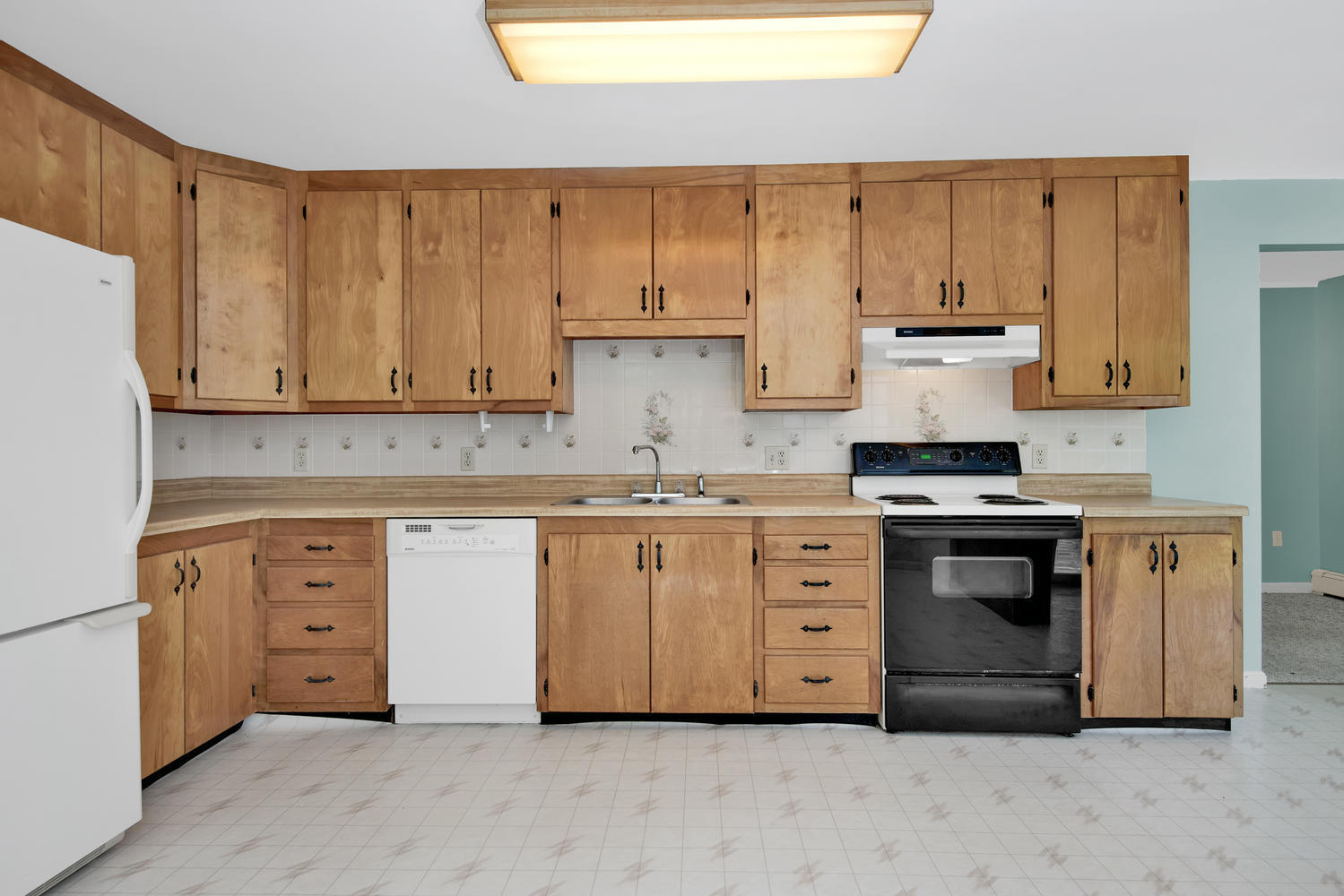 183 Center Road Gray, ME 04039 - Photo 12 of 43 183 Center Rd Gray ME 04039-large-012-2-
