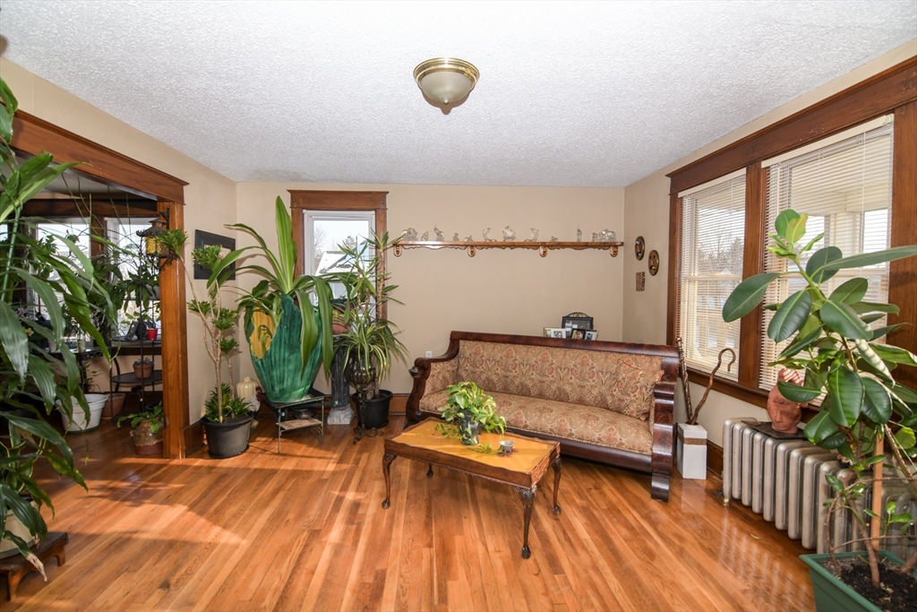 107-109 Parkside Street Springfield, MA 01104 - Photo 7 of 40