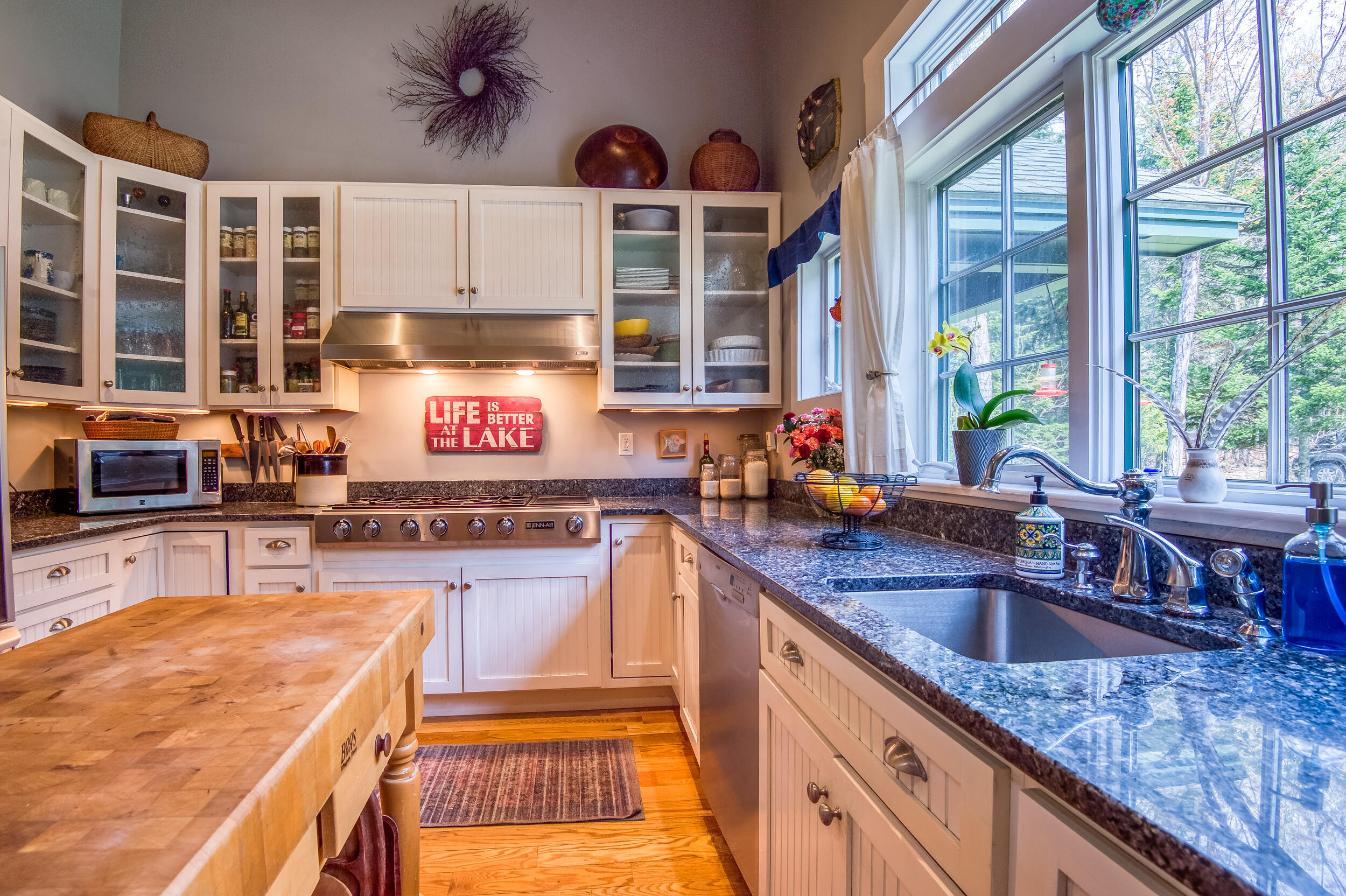 36 Chestnut Lane Rangeley, ME 04970 - Photo 15 of 54 _JRV9815_HDR