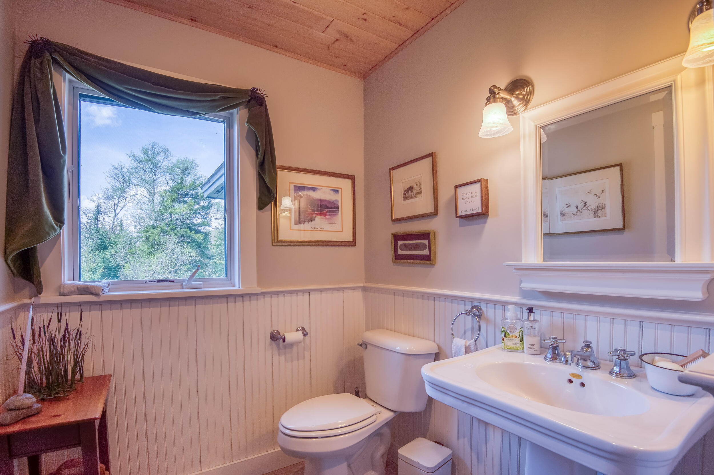 36 Chestnut Lane Rangeley, ME 04970 - Photo 18 of 54 _JRV9833_HDR