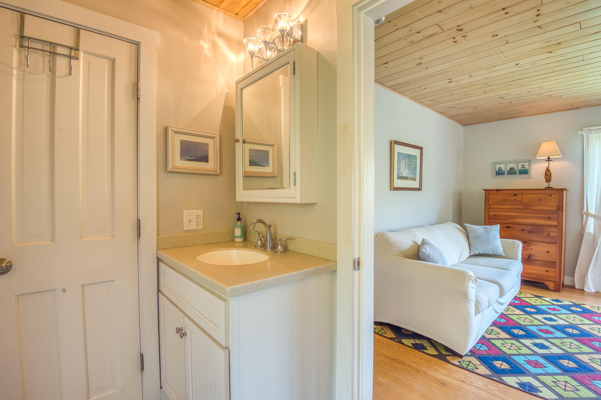 36 Chestnut Lane Rangeley, ME 04970 - Photo 25 of 54 _JRV9878_HDR
