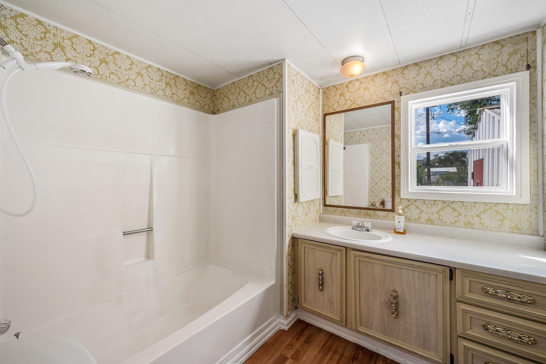11612 North Sheridan Street, Unit E1 Mead, WA 99021 - Photo 22 of 29