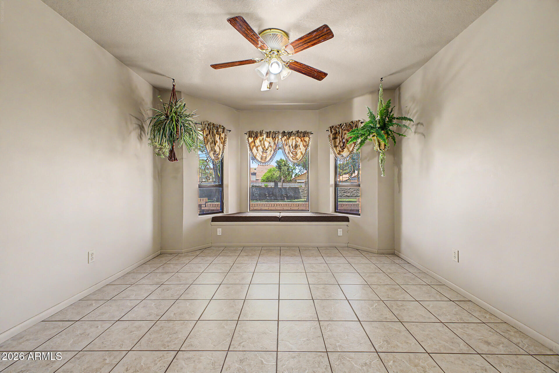 1345 North Greenfield Road Gilbert, AZ 85234 - Photo 26 of 63