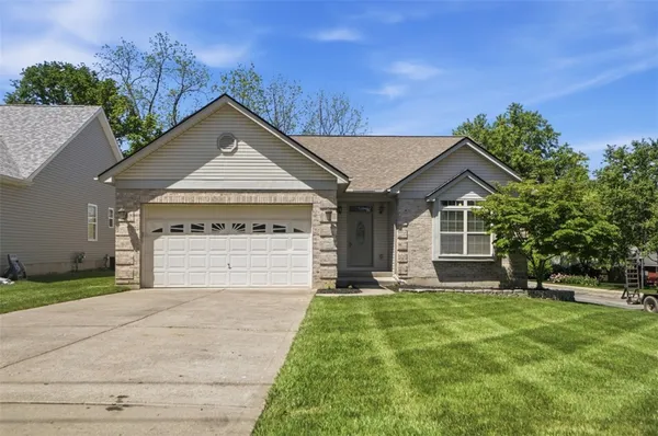 $375,000 | 8109 Mulberry Street, Maineville, OH 45039