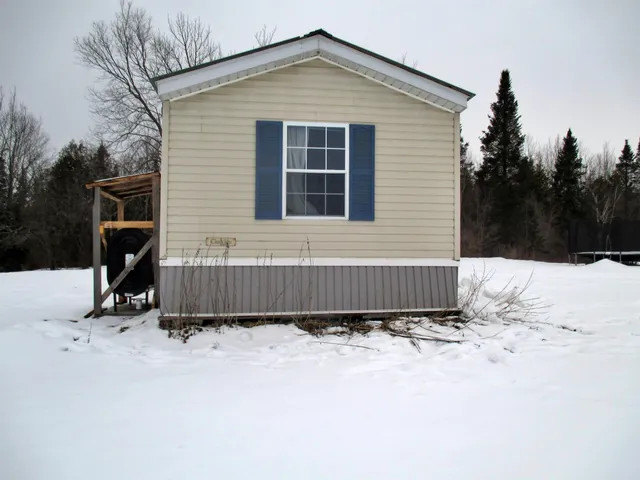 $249,900 | 1308 Number 12 Road, Newport Town, VT 05857