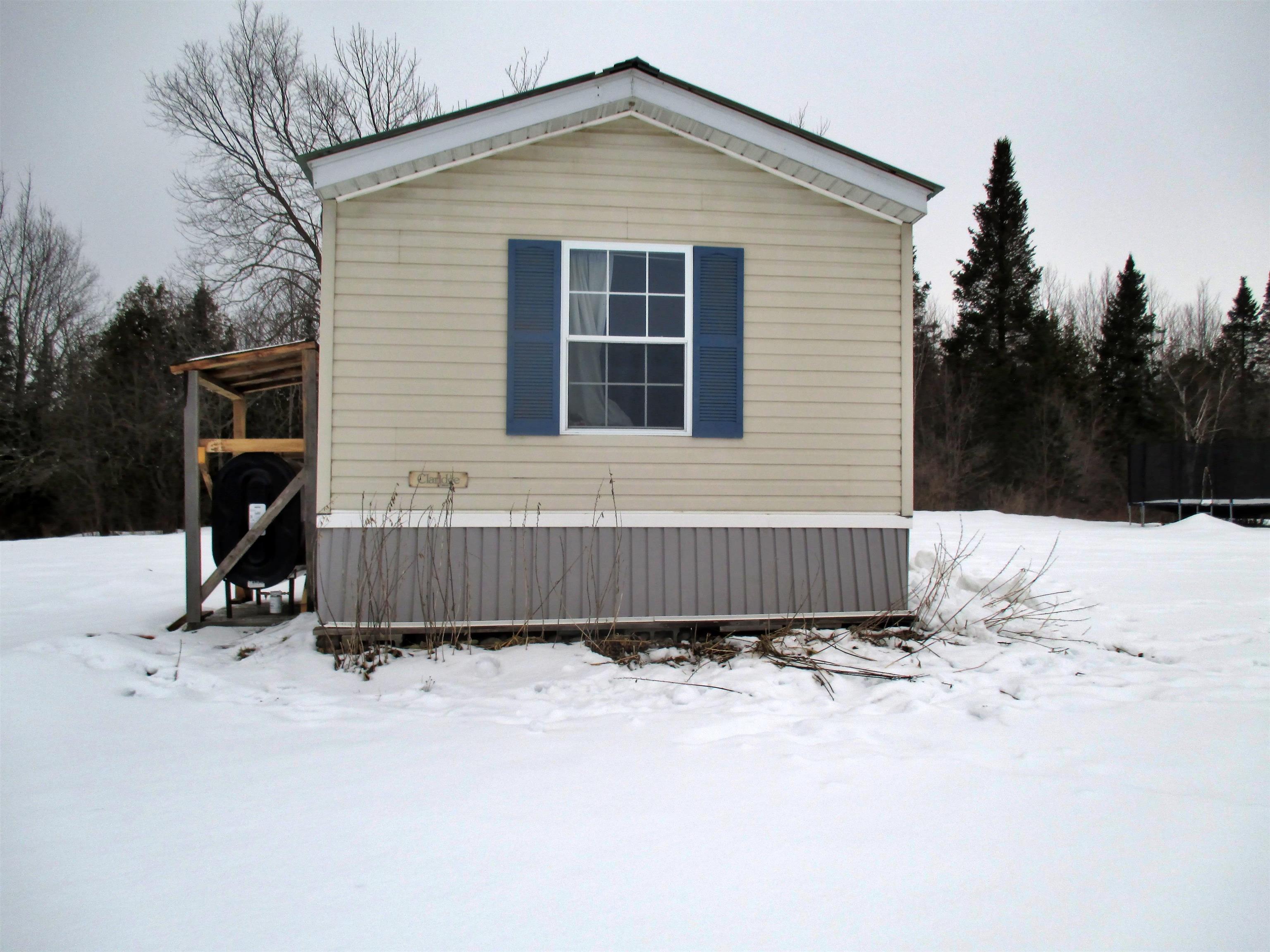 1308 Number 12 Road Newport Town, VT 05857 - Photo 18 of 29