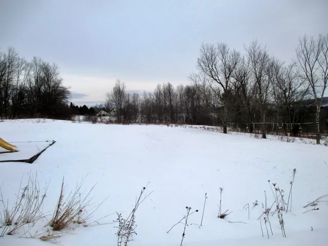 $249,900 | 1308 Number 12 Road, Newport Town, VT 05857