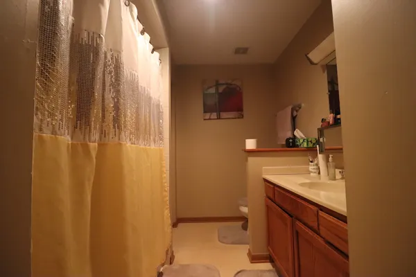 $199,999 | 18 Forest Wood Lane, Park Forest, IL 60466