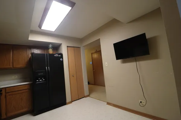 $199,999 | 18 Forest Wood Lane, Park Forest, IL 60466