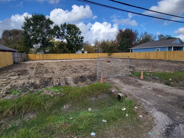 $280,000 | 4641 Phlox Street, Houston, TX 77051