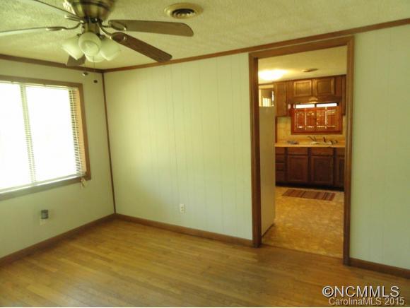 1532 Newfound Road Leicester, NC 28748 - Photo 13 of 20