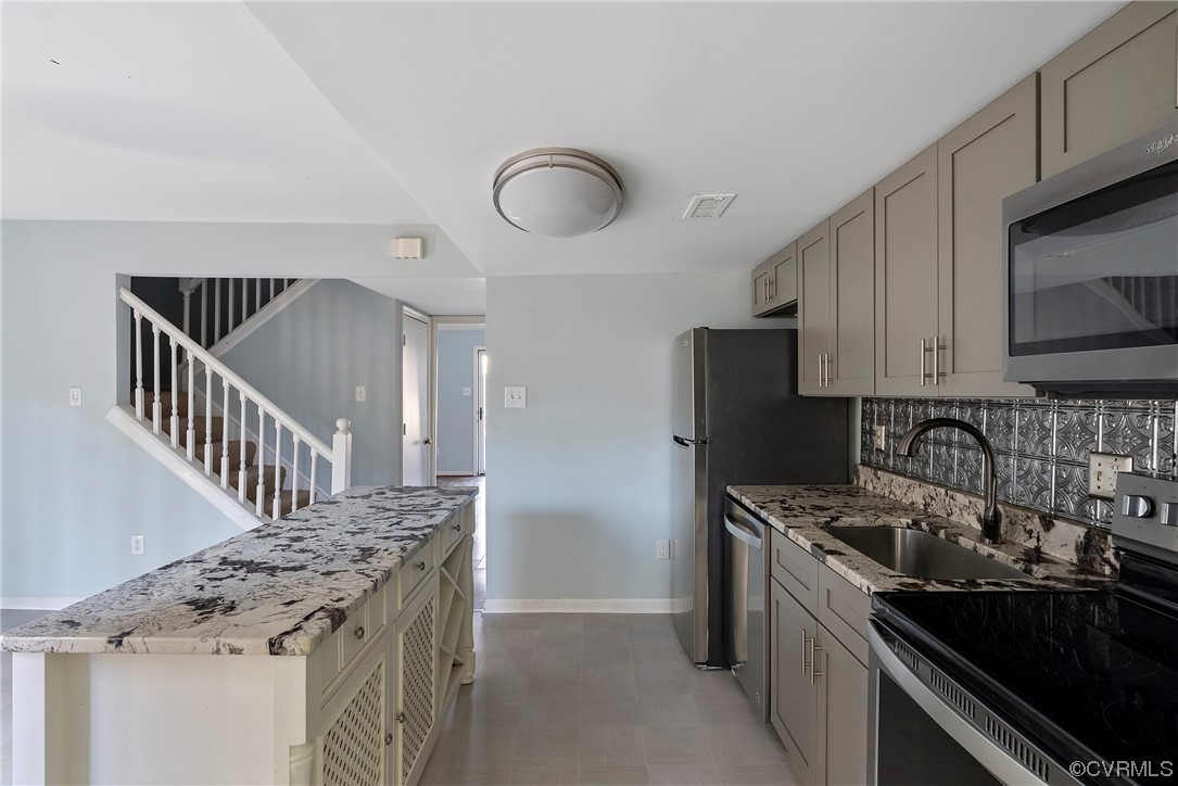 23 Ashinghurst Road Henrico, VA 23238 - Photo 19 of 39 Gallery Image 19
