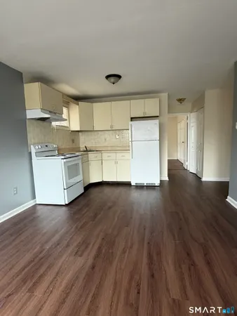 $1,350 | 179 Elm Street, Unit 12, West Haven, CT 06516