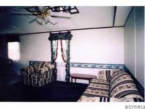 5000 Ontario Road Keysville, VA 23947 - Photo 2 of 10 a view of a livingroom with furniture and window