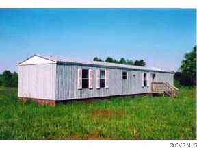 5000 Ontario Road Keysville, VA 23947 - Photo 7 of 10 a view of a house with a yard and sitting area