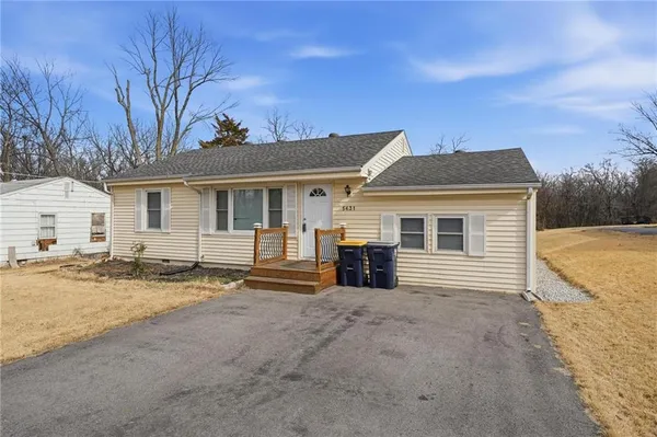 $160,000 | 5631 Cambridge Avenue, Kansas City, MO 64129