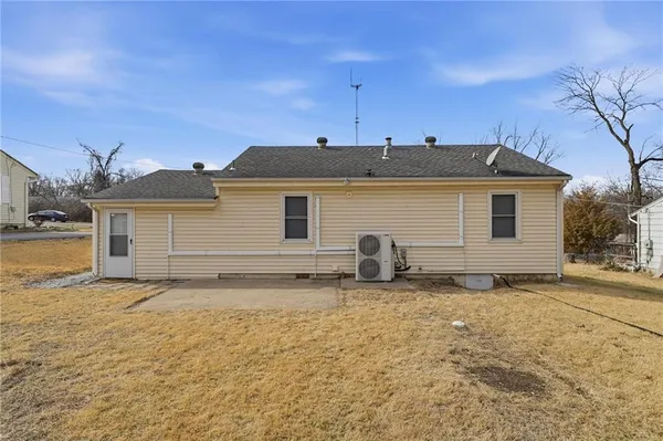 $160,000 | 5631 Cambridge Avenue, Kansas City, MO 64129