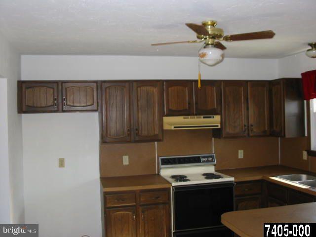 73 Lakeview Terrace Hanover, PA 17331 - Photo 8 of 20