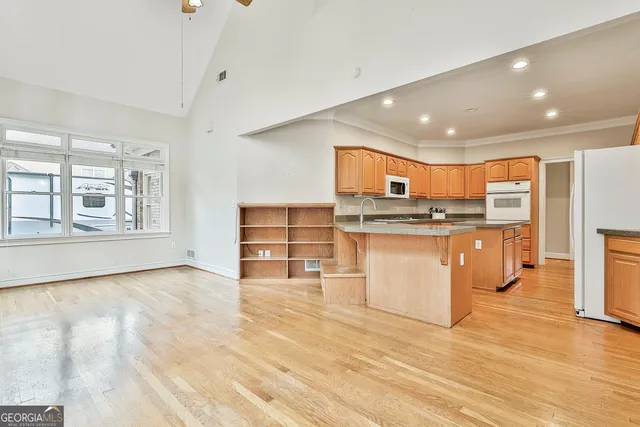 $550,000 | 150 Oak Manor, Fayetteville, GA 30214