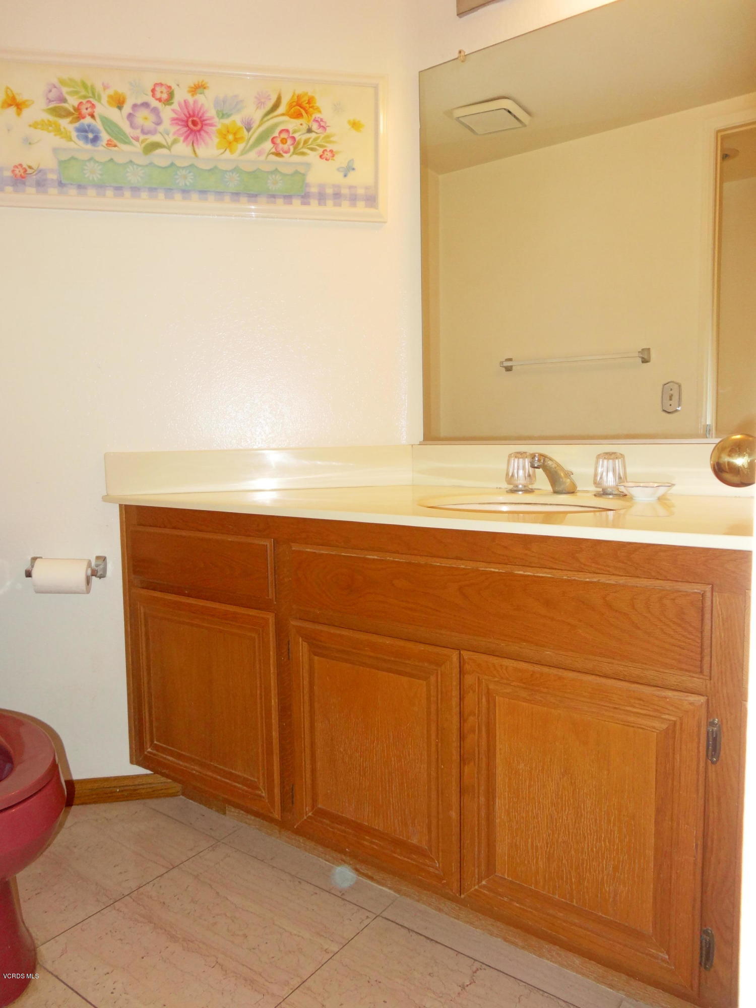 32 Valley Crest Road Simi Valley, CA 93065 - Photo 12 of 39 a bathroom with a sink and a mirror