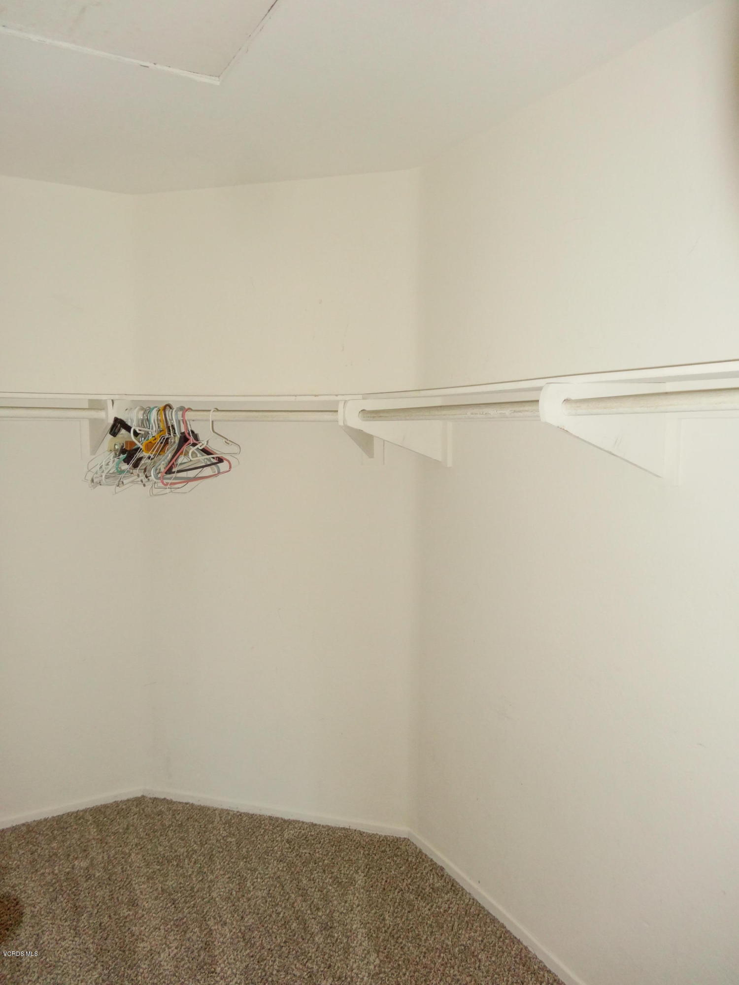 32 Valley Crest Road Simi Valley, CA 93065 - Photo 26 of 39