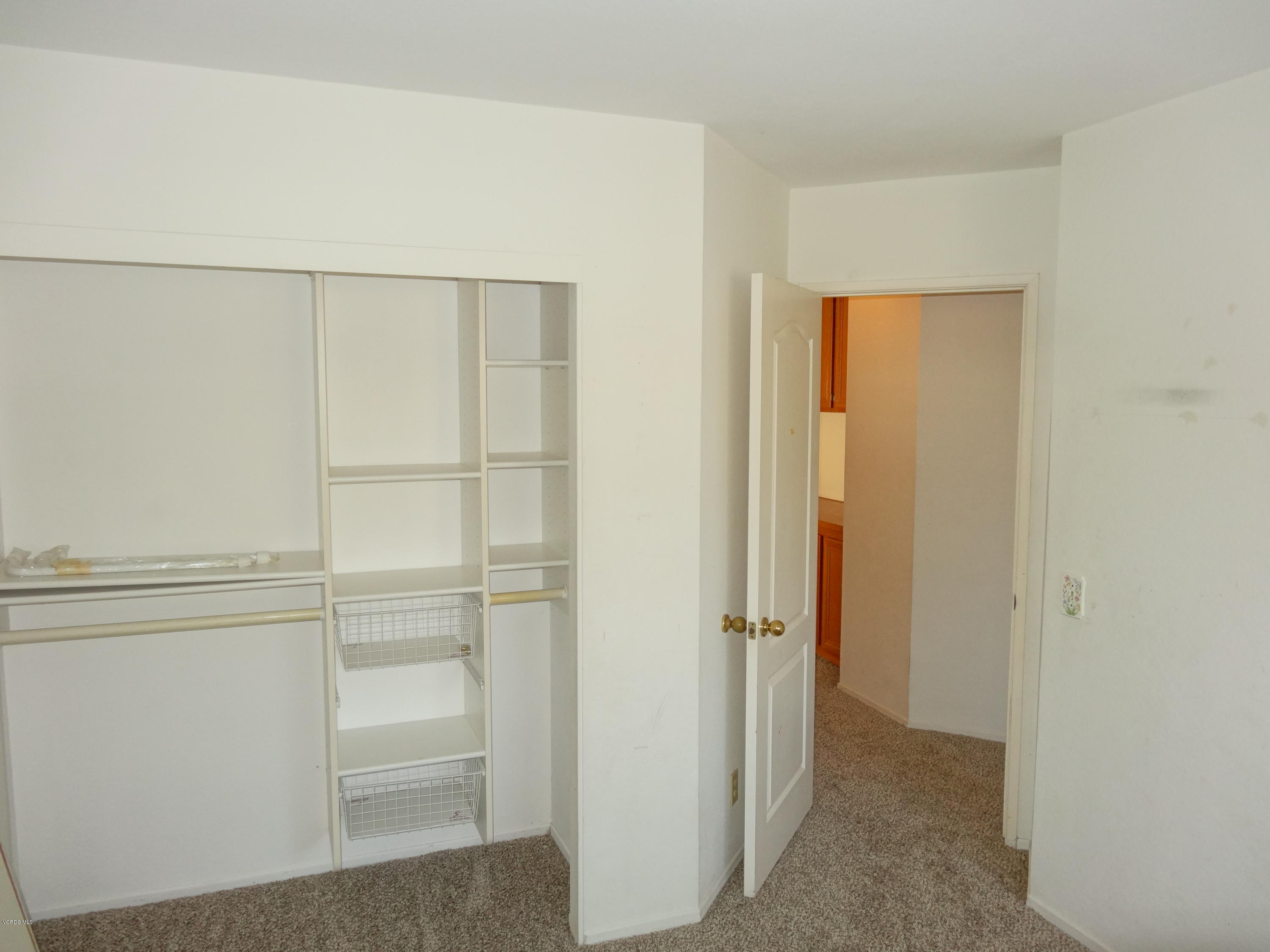 32 Valley Crest Road Simi Valley, CA 93065 - Photo 27 of 39 a view of an empty room