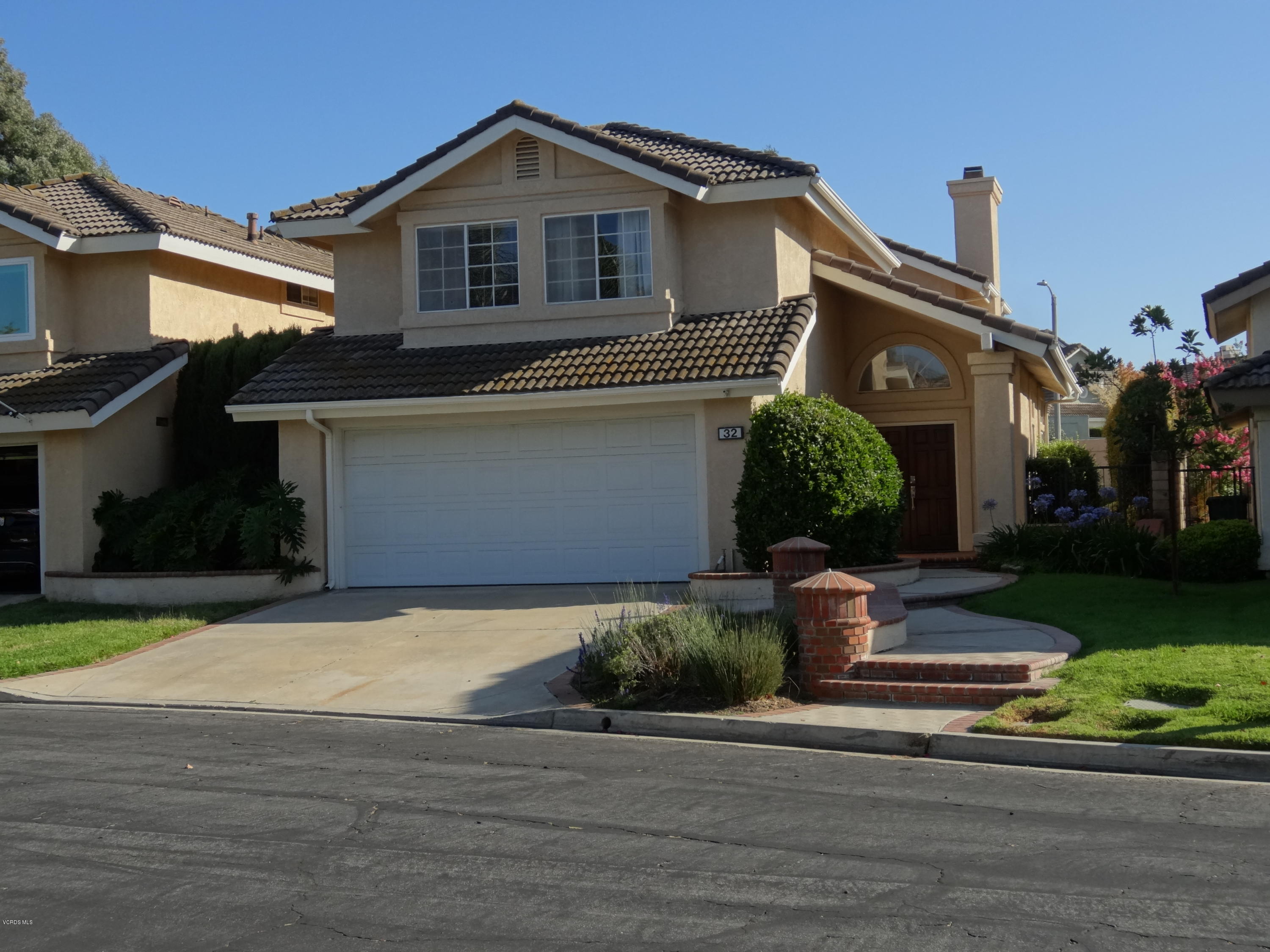 32 Valley Crest Road Simi Valley, CA 93065 - Photo 39 of 39 a front view of a house with a yard