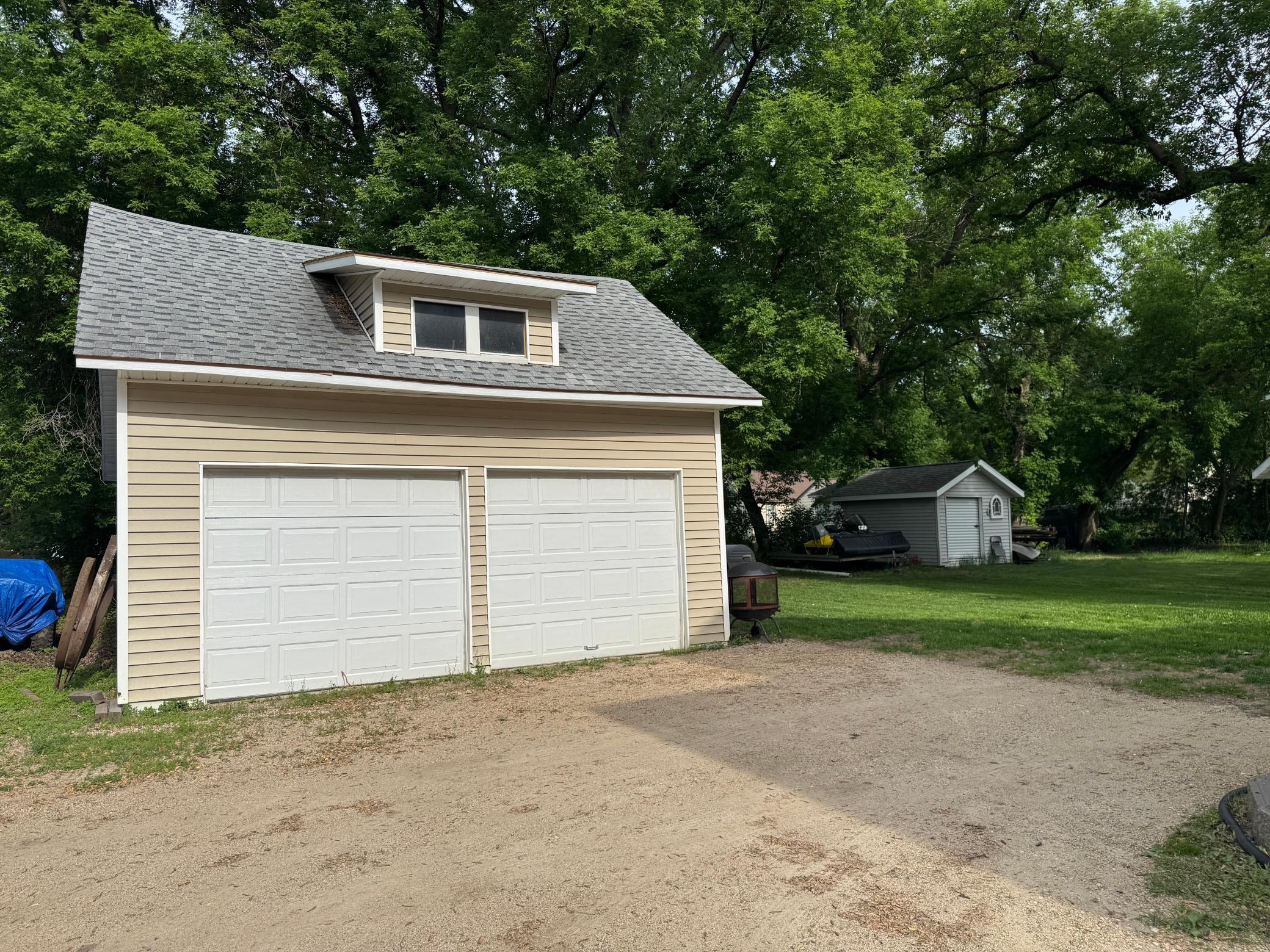 615 18th Street Southwest Willmar, MN 56201 - Photo 3 of 36