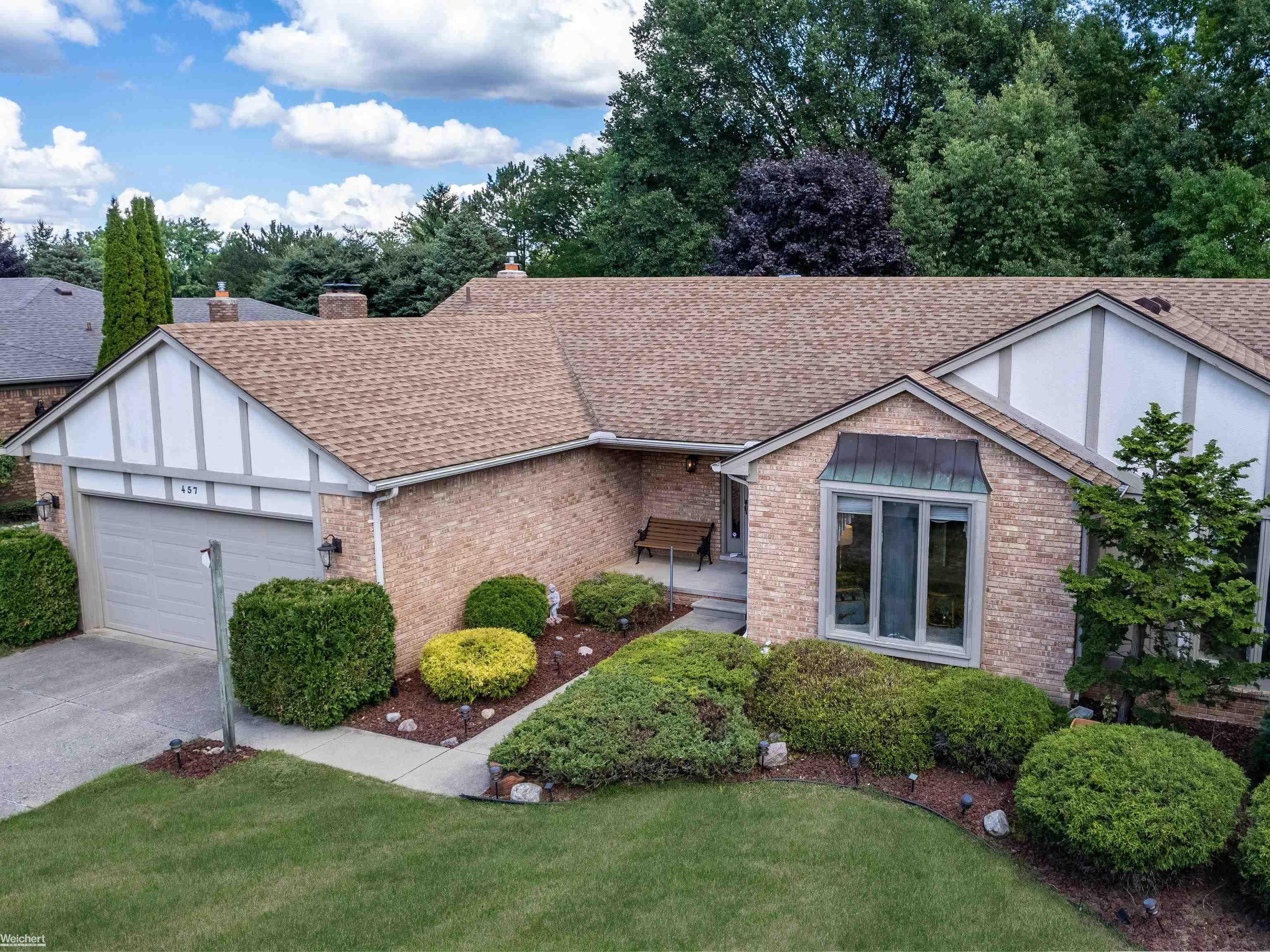 457 Lake Forest Road Rochester, MI 48309 - Photo 3 of 36