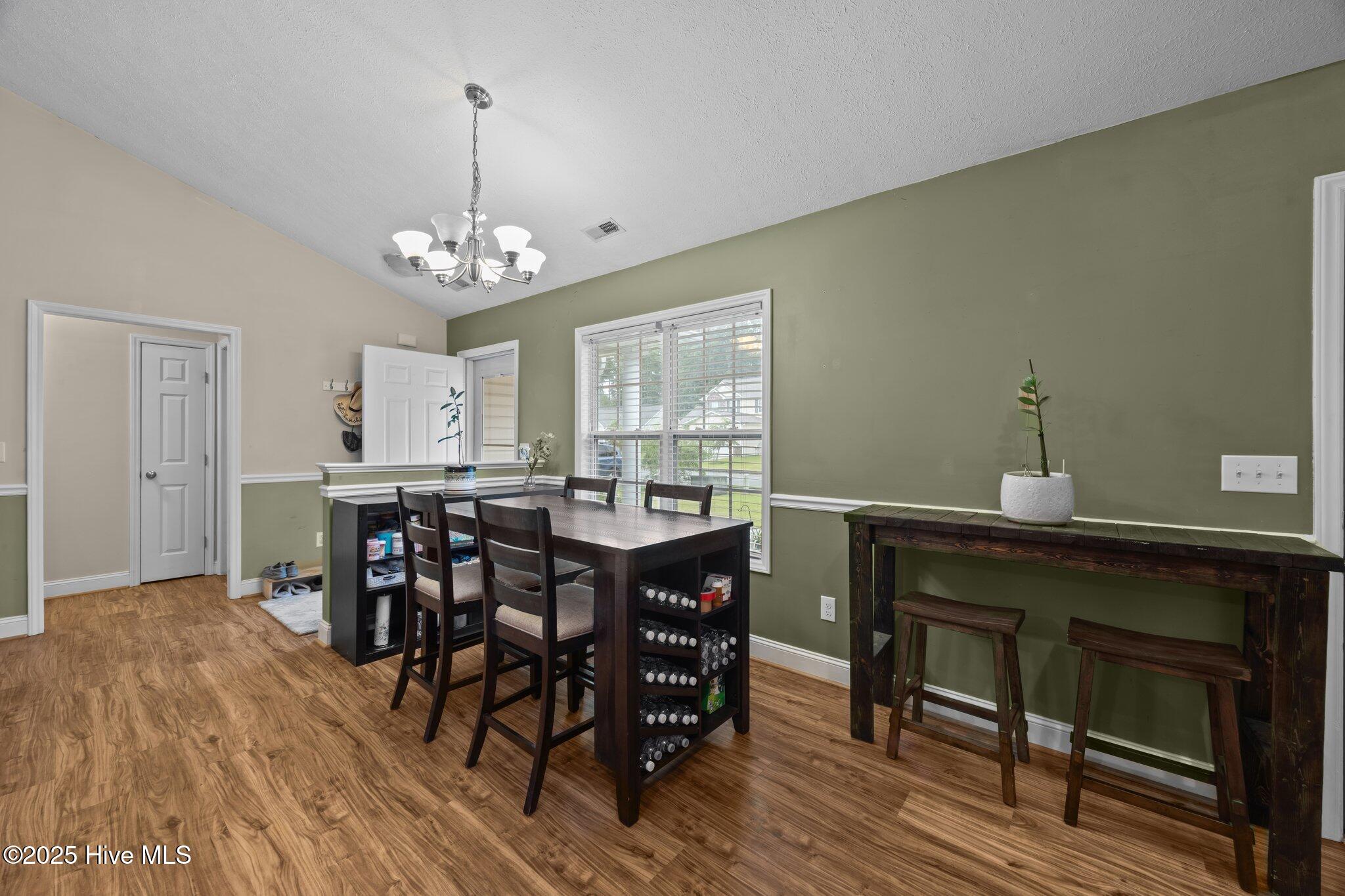 3106 John Willis Road New Bern, NC 28562 - Photo 8 of 31 dining room