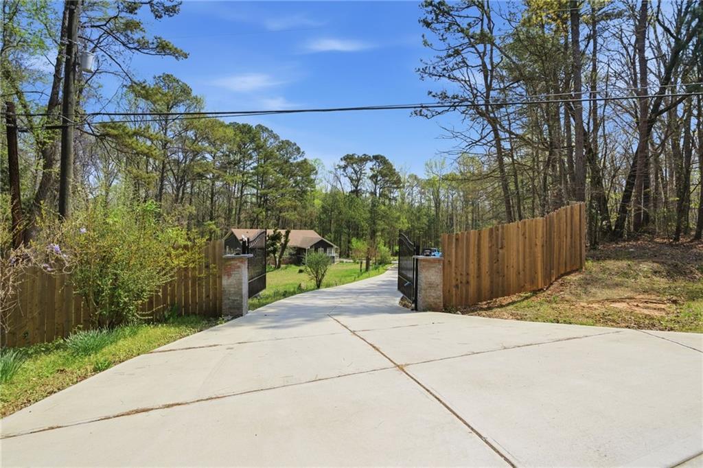 3162 Fence Road Dacula, GA 30019 - Photo 3 of 28