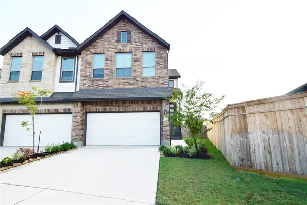 $2,500 | 9442 Starlight Oak Drive, Missouri City, TX 77459