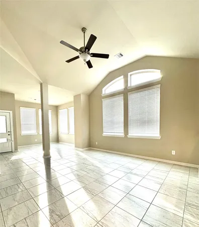 $2,500 | 9442 Starlight Oak Drive, Missouri City, TX 77459