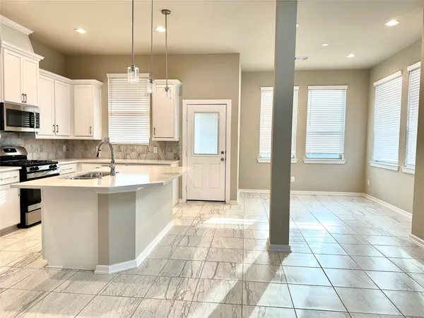 $2,500 | 9442 Starlight Oak Drive, Missouri City, TX 77459