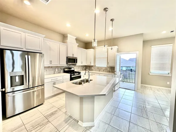 $2,500 | 9442 Starlight Oak Drive, Missouri City, TX 77459