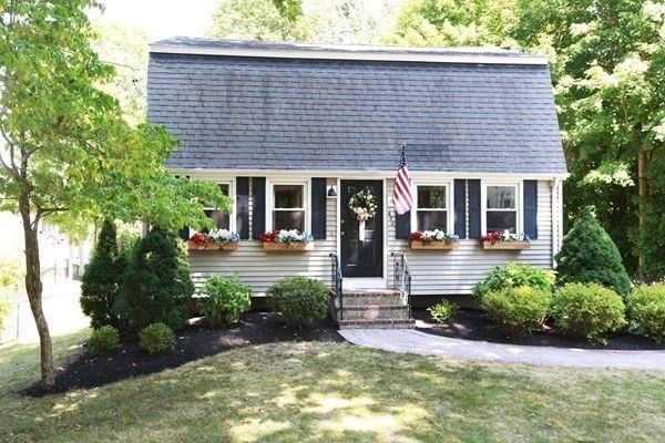 $574,900 | 450 Summer Street, Bridgewater, MA 02324