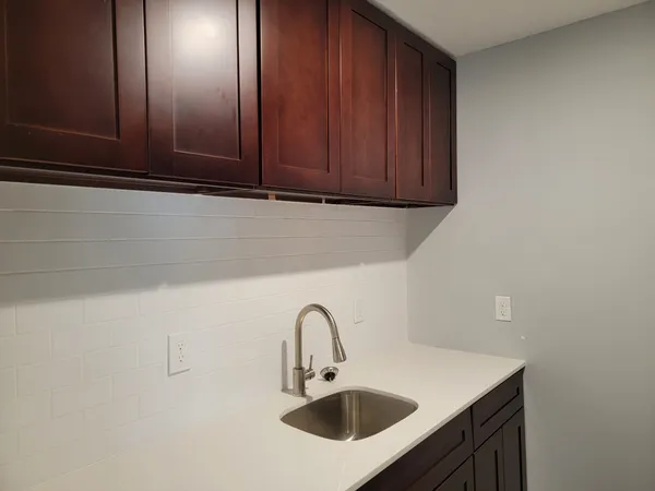 $850 | 10209 Wiggins Street, Unit 5, Houston, TX 77029