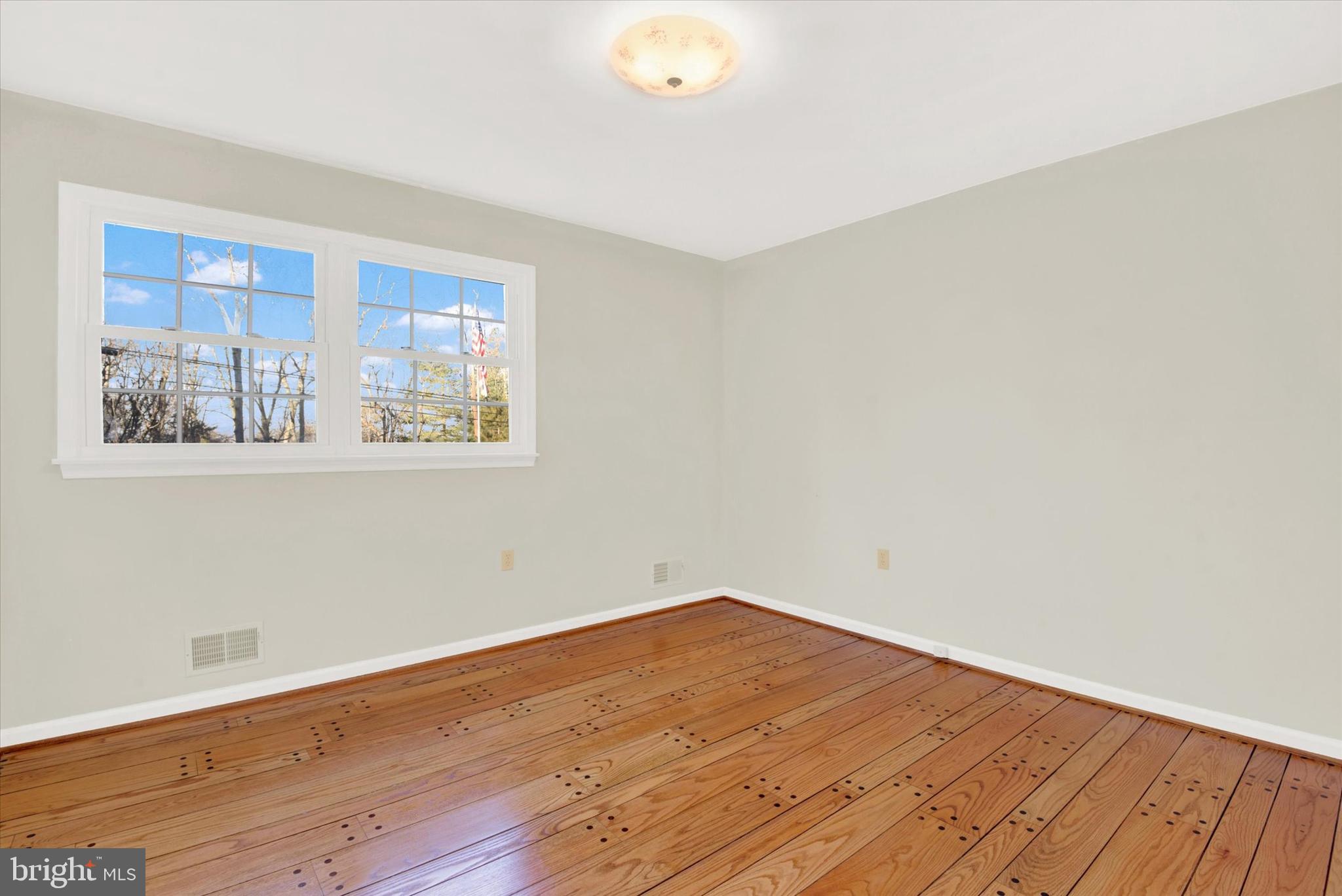 7509 Ridge Road Frederick, MD 21702 - Photo 27 of 48 Bedroom #2