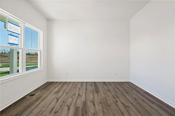$422,990 | 20985 West 217th Street, Spring Hill, KS 66083