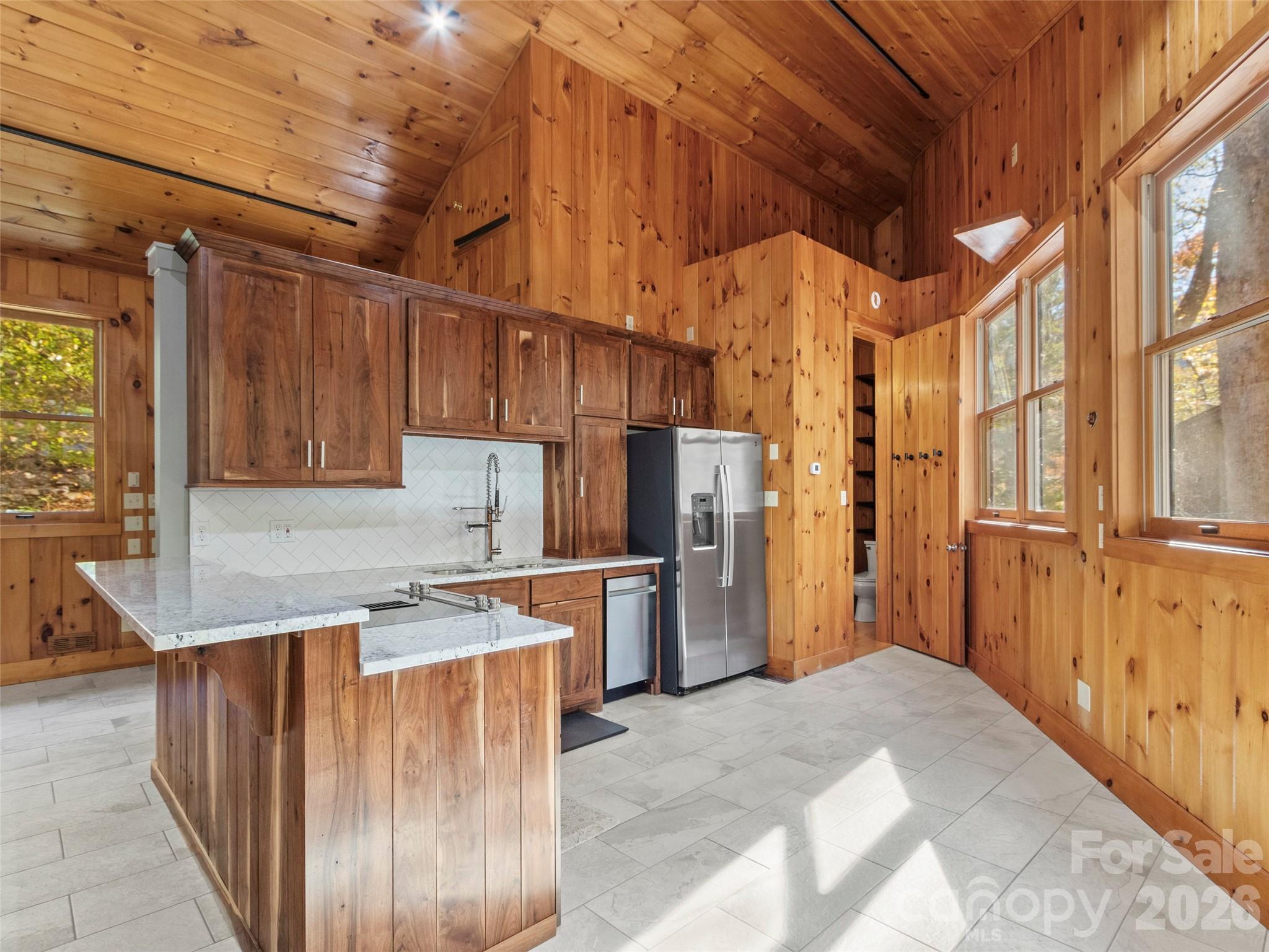 191 North Fork Road Burnsville, NC 28714 - Photo 15 of 48
