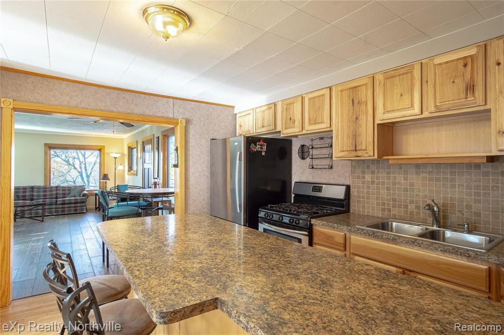 9051 North Latson Road Howell, MI 48855 - Photo 29 of 61