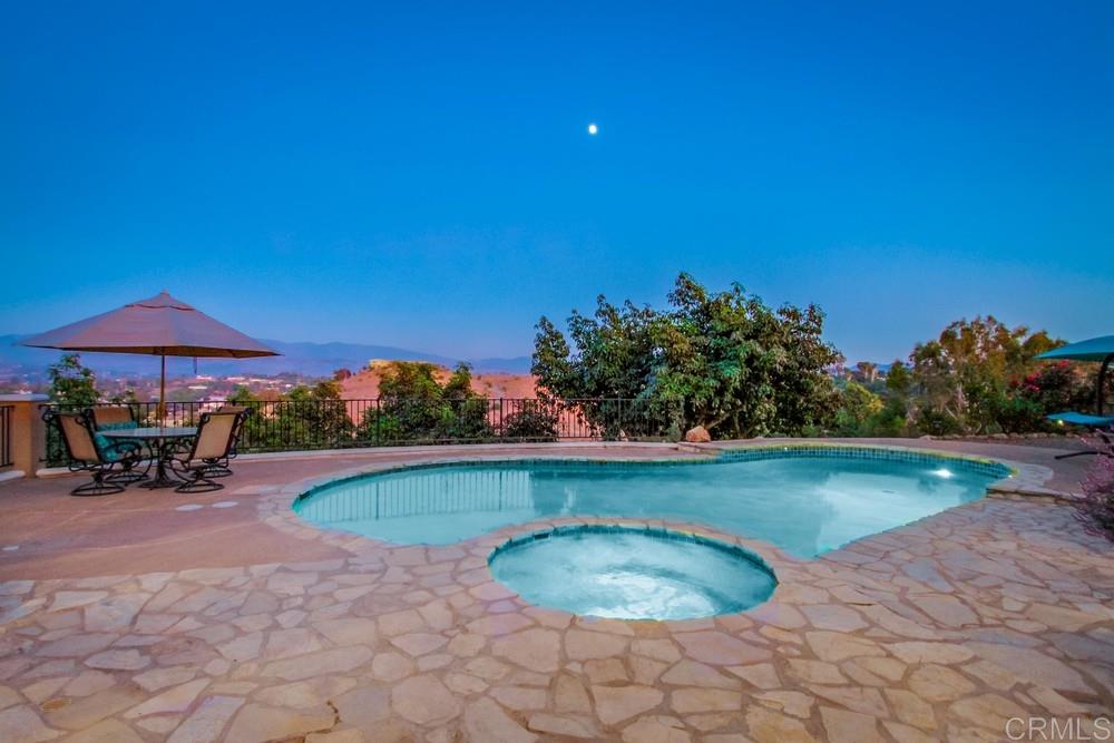 670 Georgine Road Fallbrook, CA 92028 - Photo 2 of 25 Panoramic views and outdoor entertaining