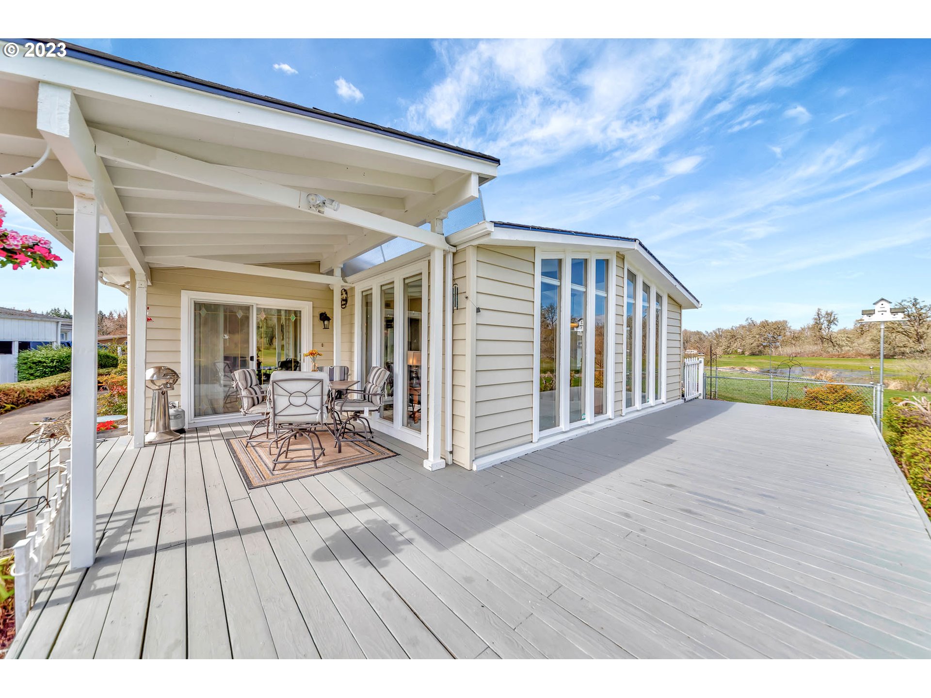 85721 Hampstead Lane Eugene, OR 97405 - Photo 4 of 45