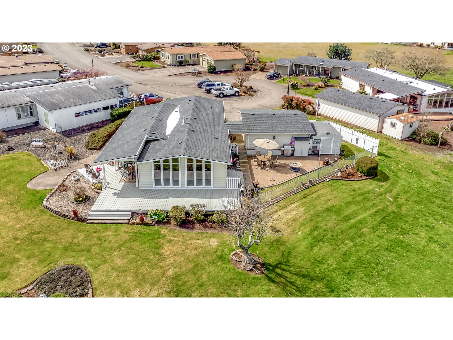 85721 Hampstead Lane Eugene, OR 97405 - Photo 41 of 45 a view of a city