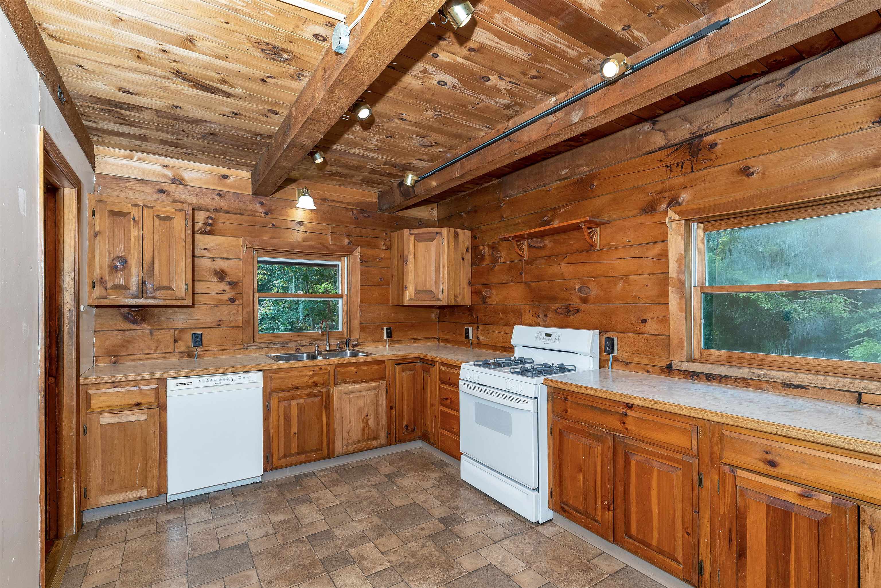 436 Avery Hill Road Alton, NH 03837 - Photo 11 of 25