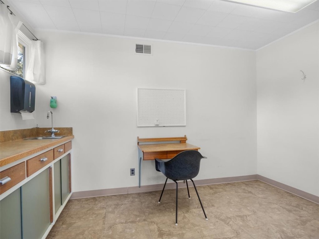 5973 Walworth Road Ontario, NY 14519 - Photo 16 of 44