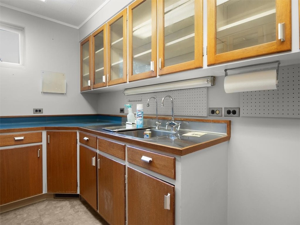 5973 Walworth Road Ontario, NY 14519 - Photo 9 of 44