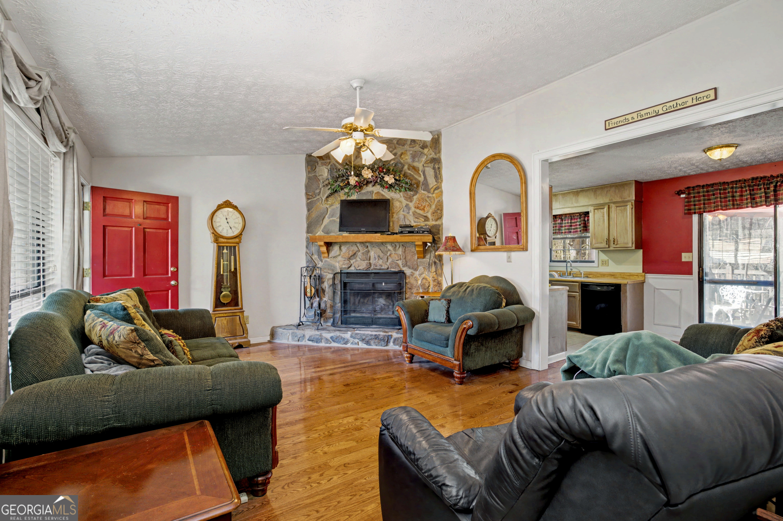 120 Farmbrook Trail Stockbridge, GA 30281 - Photo 4 of 24